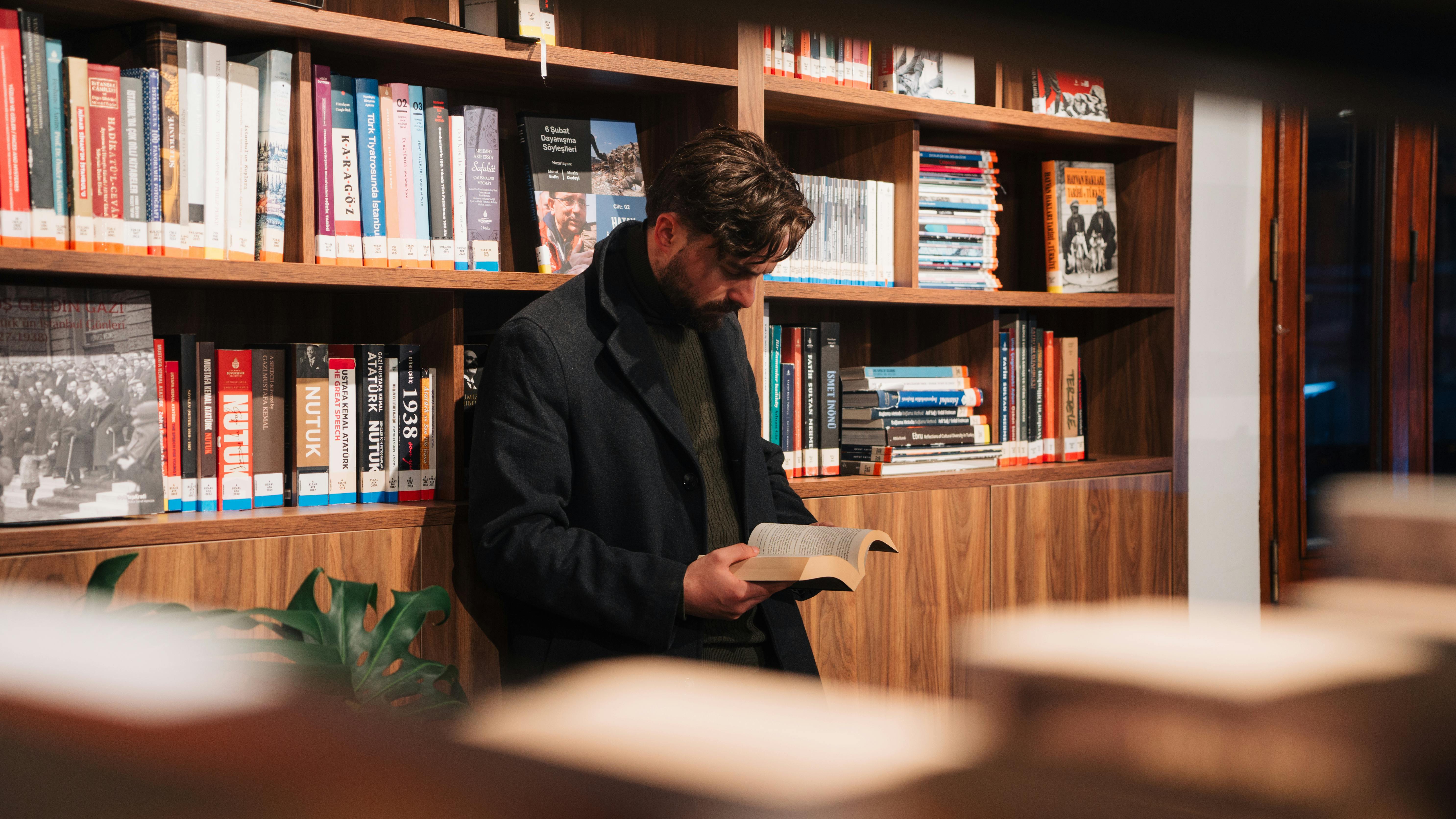 Menghidupkan Tradisi Lisan: Literasi sebagai Jembatan Kearifan Lokal dan Pendidikan Modern