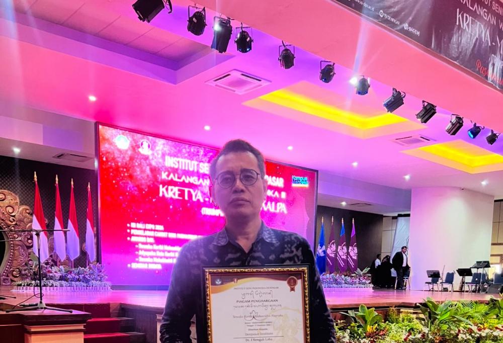 Denpasar Institute Raih Penghargaan Bergengsi Sewaka Kerthi Mahawidya Nugraha 2024: Mitra MBKM Berdedikasi
